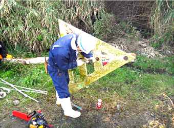 陸上付帯設備撤去作業